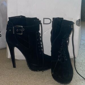 Aldo black heels